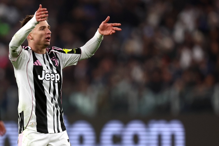 九游体育-米体：小孔塞桑内收肌超负荷，能否出战拉齐奥成疑