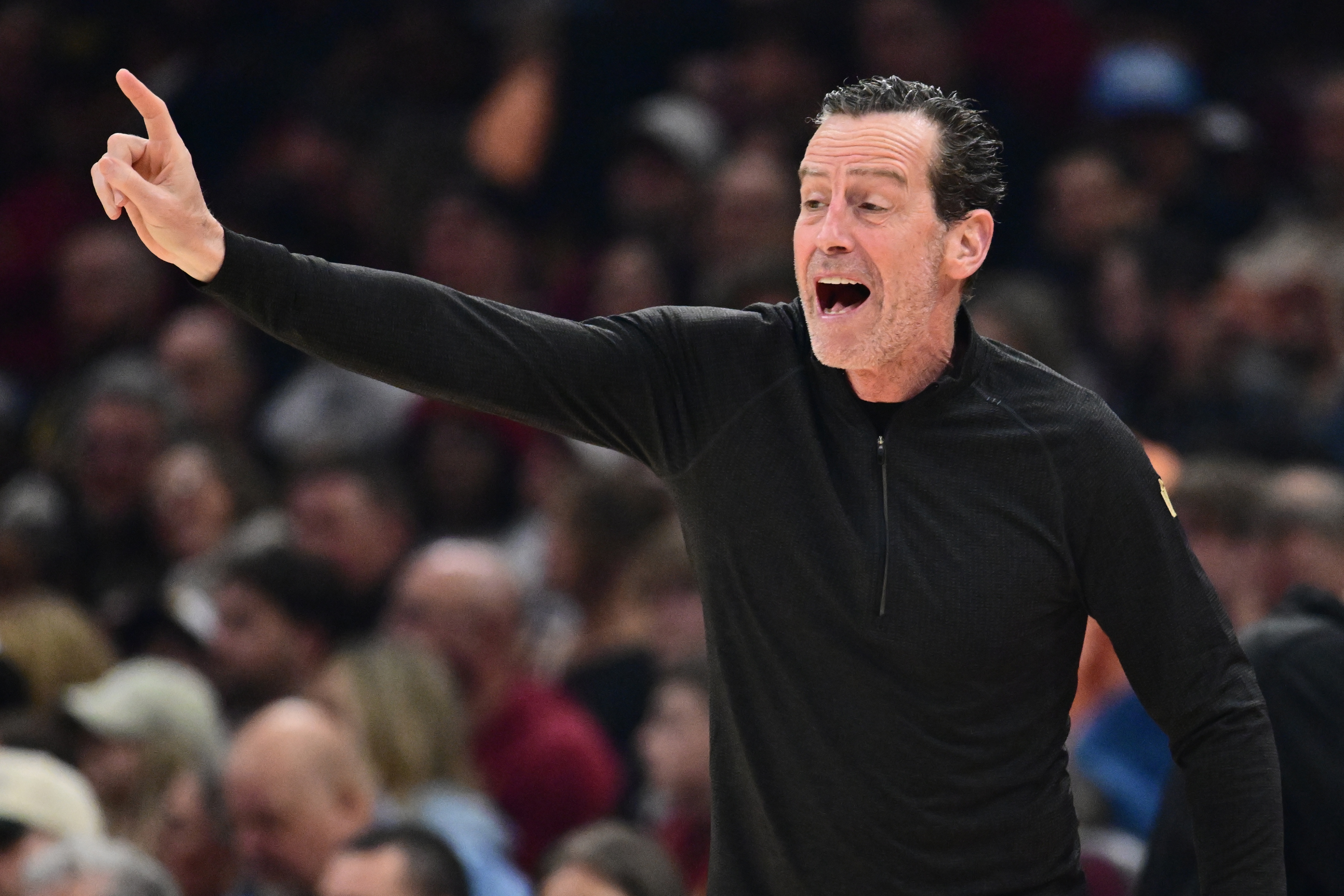 九游娱乐-豪赌哈登让骑士已无路可退 若未达预期今夏将迎阵容&amp;管理层大换血